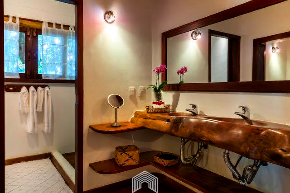 CASA LUA BANHEIRO 02