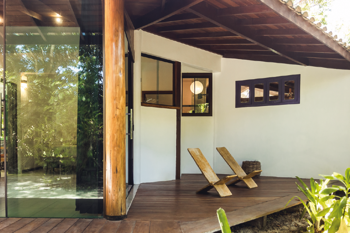 E628DA86-649A-47EC-AD04-43E9567F1484