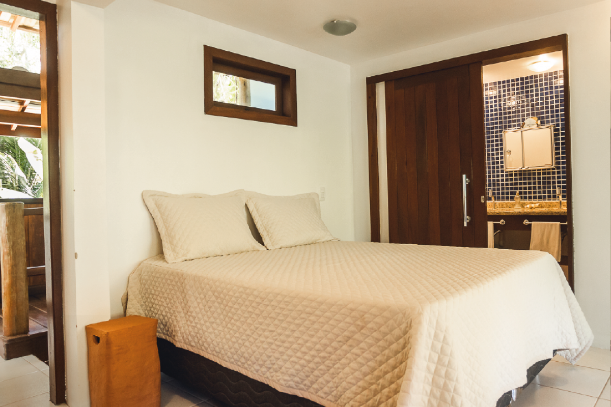 EB183F87-8A82-4EF3-8879-F33AFA7F83F3