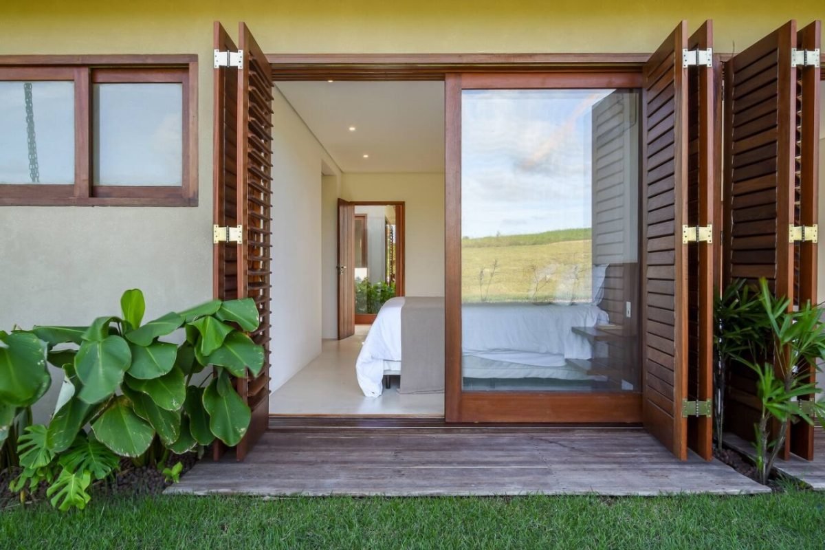 a7b676cf6f8045f89ff379148a704dba