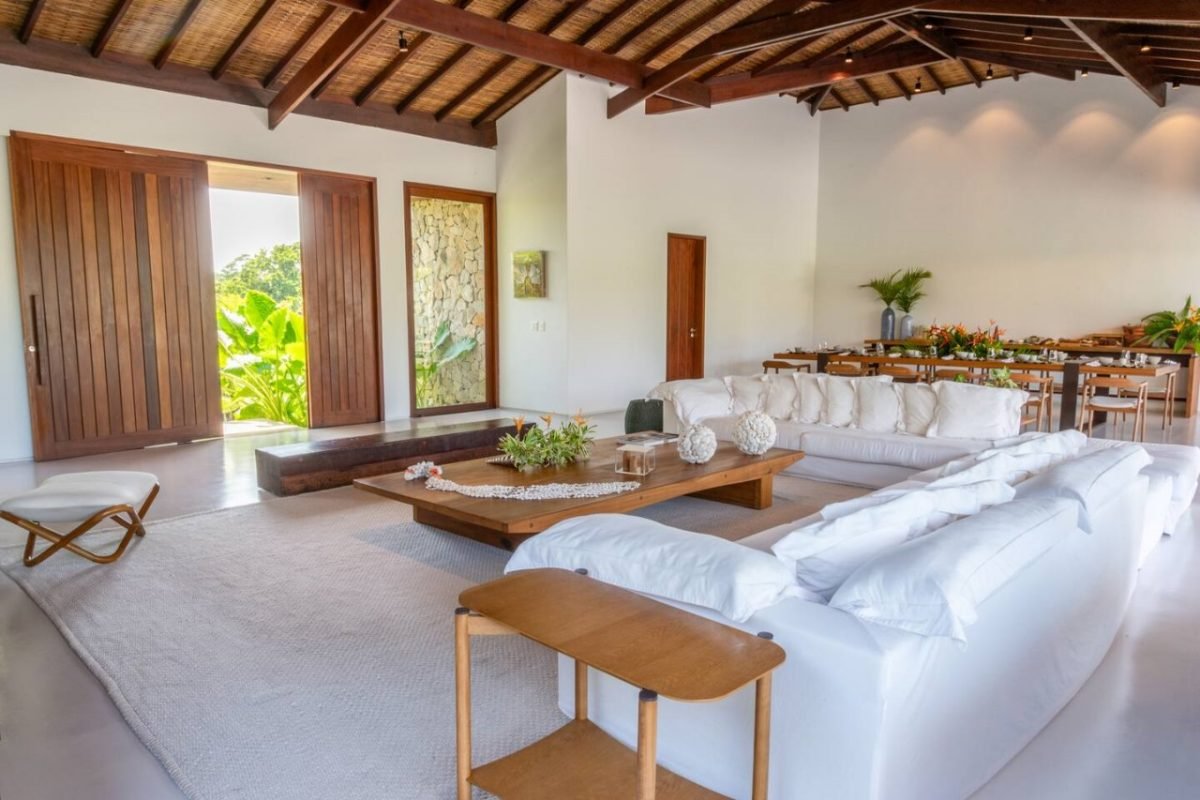 f07e1beababe40569cc0281d9ac2748c